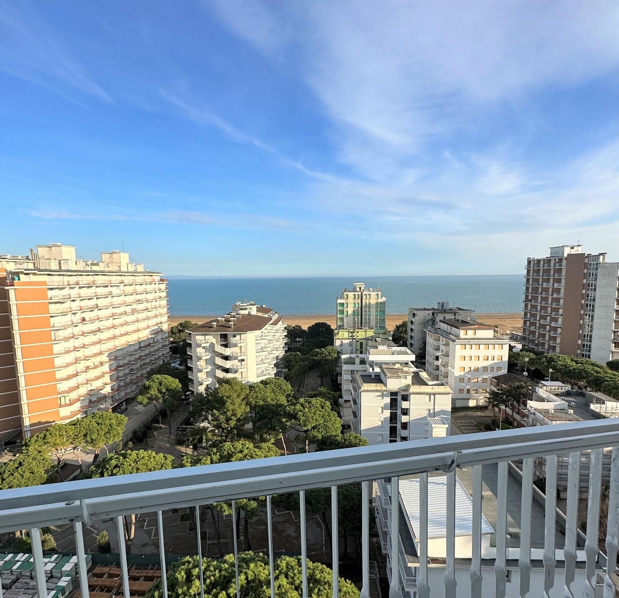 Appartamenti La Torre Lignano Sabbiadoro Exterior foto