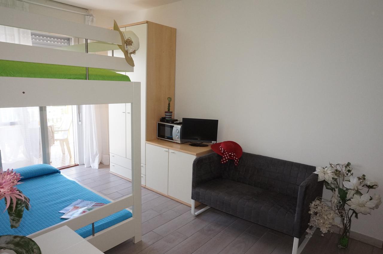 Appartamenti La Torre Lignano Sabbiadoro Zimmer foto